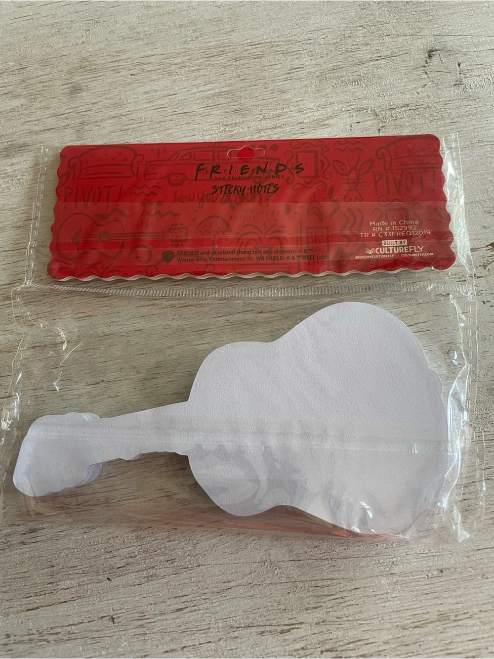 FRIENDS Guitar-Shaped Sticky Notes - Phoebe’s Guitar 🎸